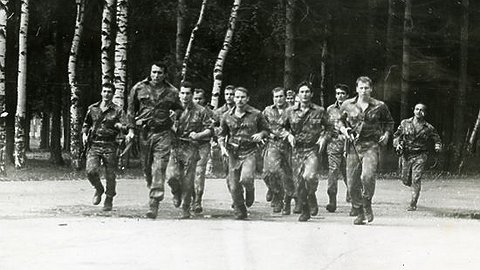 С 1991 года власть «Альфе» не доверяла